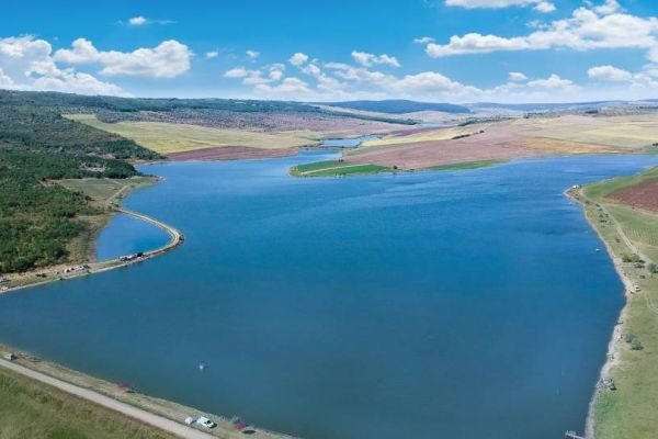 Pescuit pe lacul Clișova: Ghid complet pentru Fishing Park Clișova